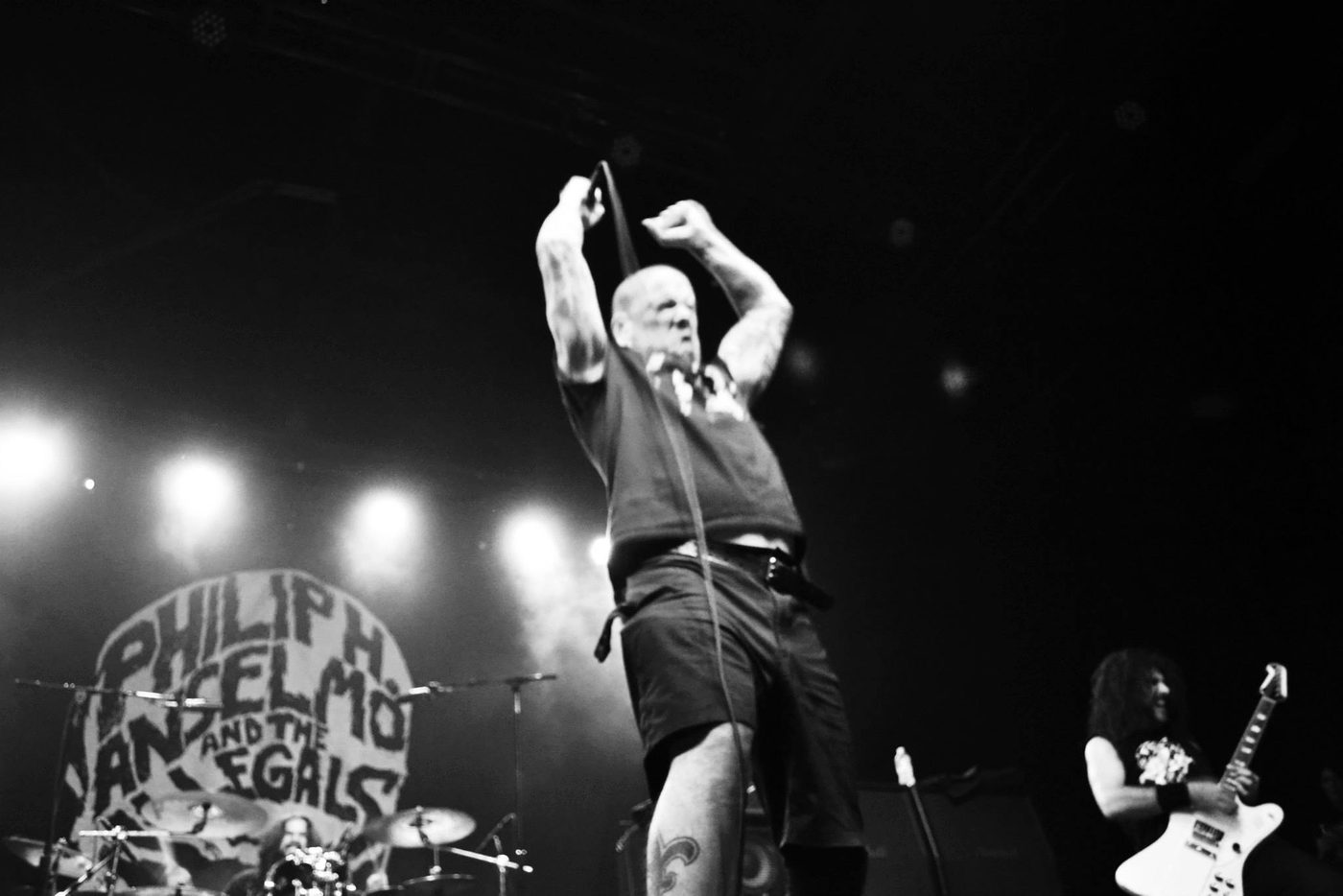 Philip H. Anselmo & The Illegals trackside, frame 9