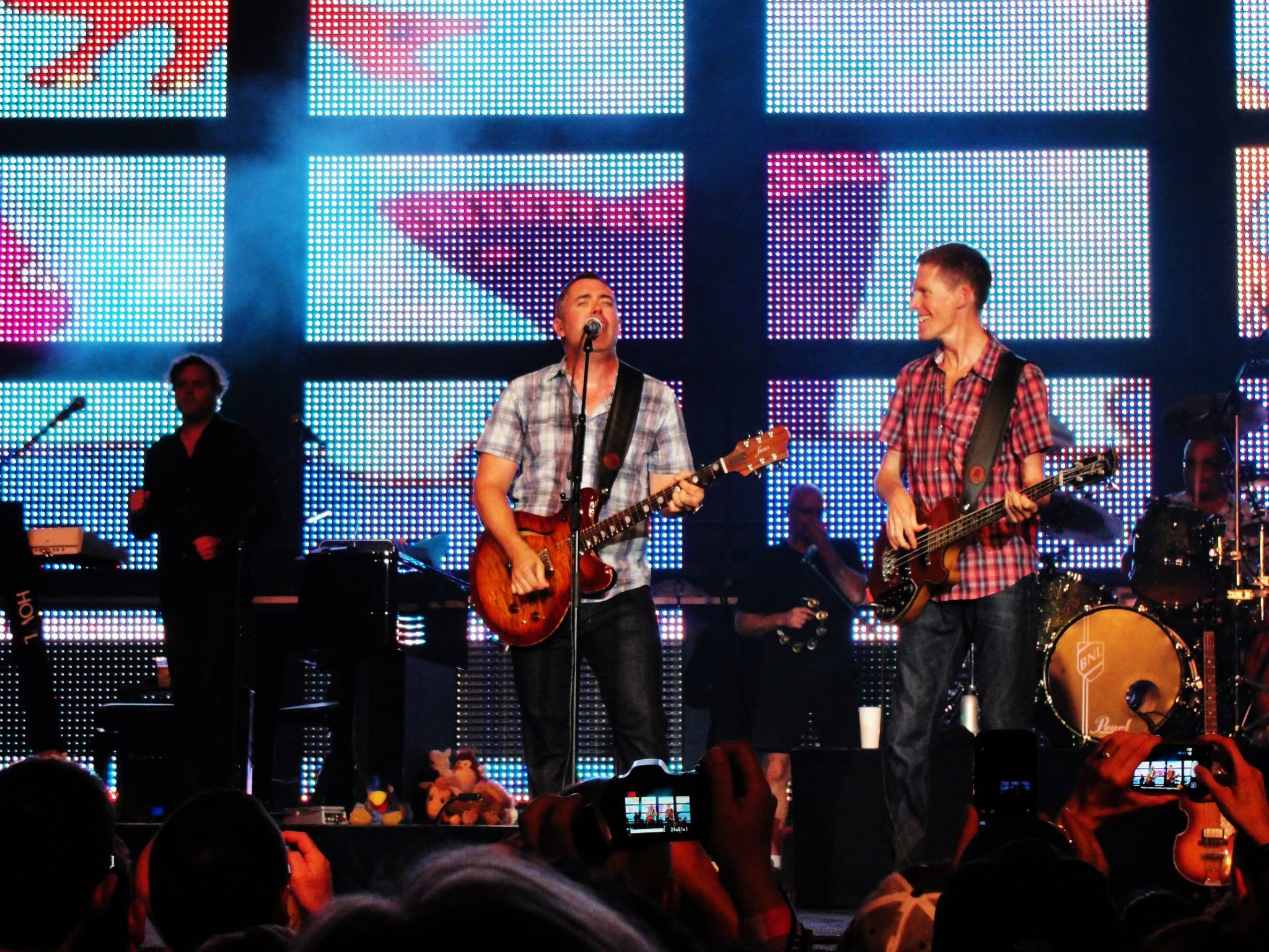 Barenaked Ladies in Philly live, frame 6