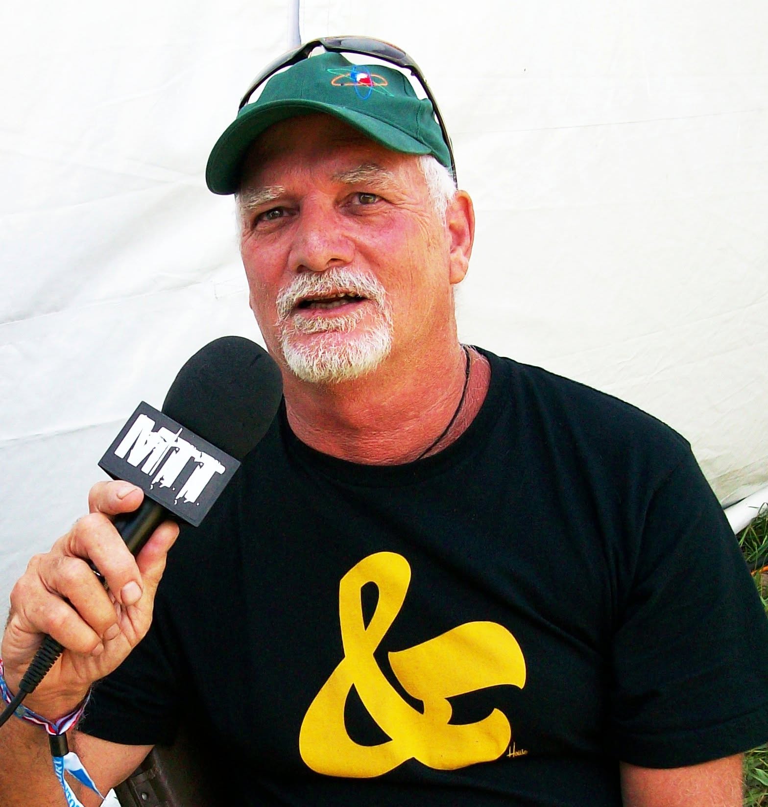 Bill Kreutzmann trackside, frame 7