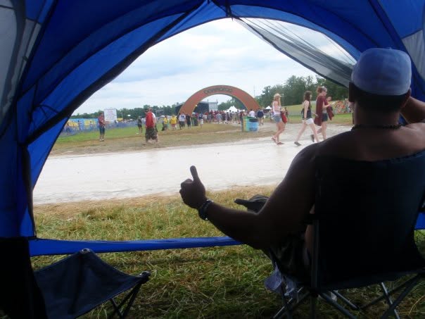 Bonnaroo 2009 live, frame 10