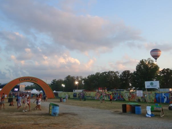 Bonnaroo 2009 live, frame 25