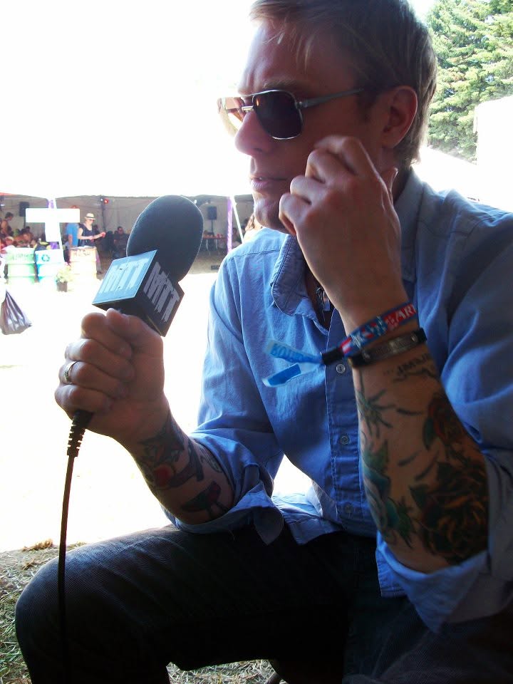 The Hold Steady trackside, frame 5