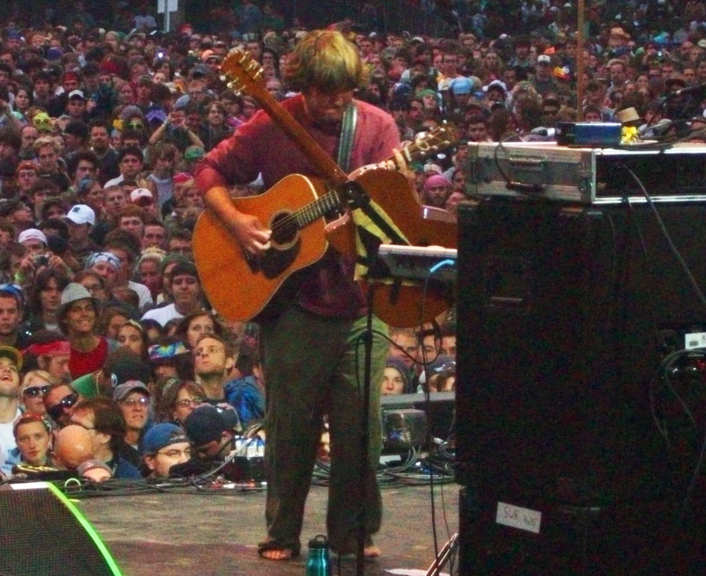 Keller Williams trackside, frame 4