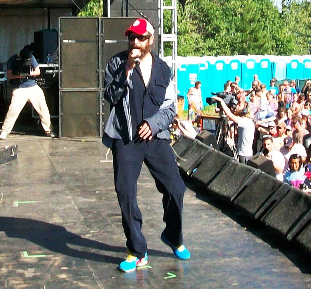 Matisyahu trackside, frame 4