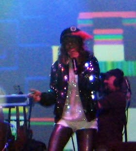 M.I.A. at Vegoose trackside, frame 4