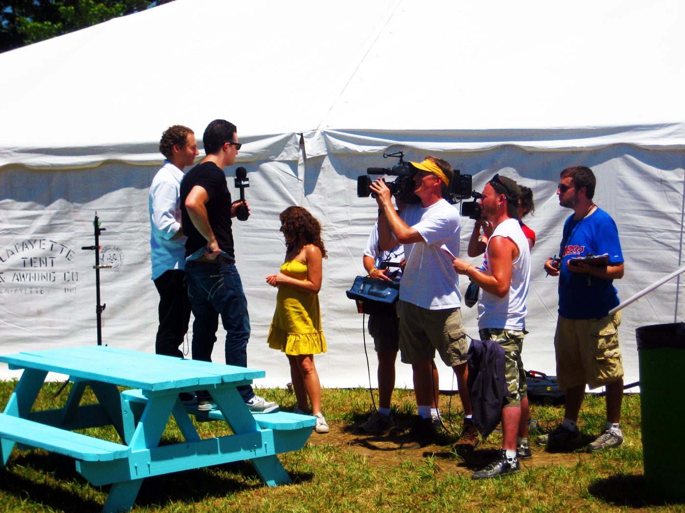 O.A.R. trackside, frame 10