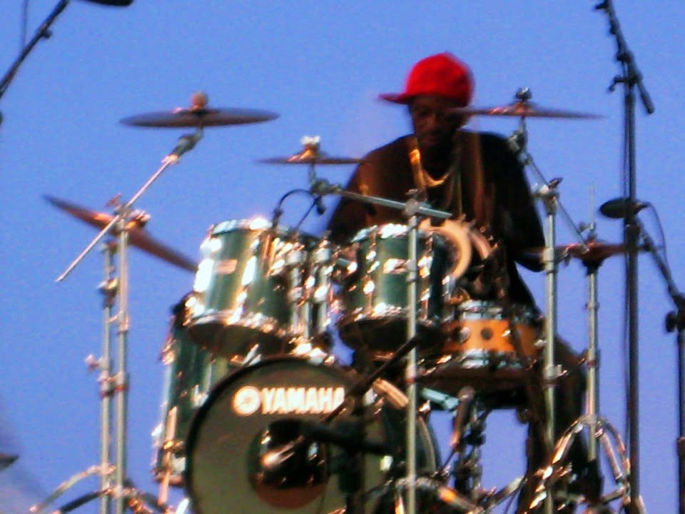 Public Enemy trackside, frame 18