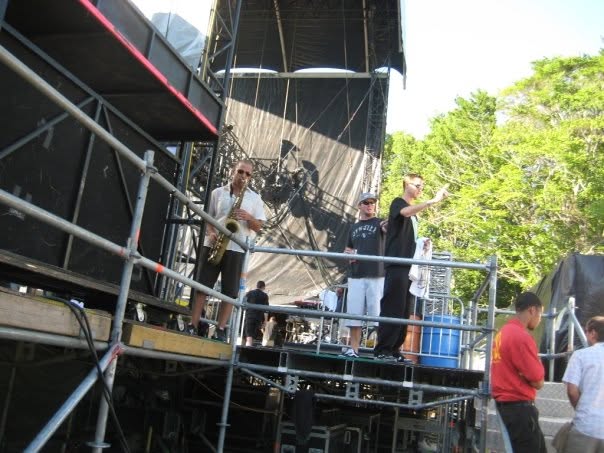Rothbury 2008 live, frame 31