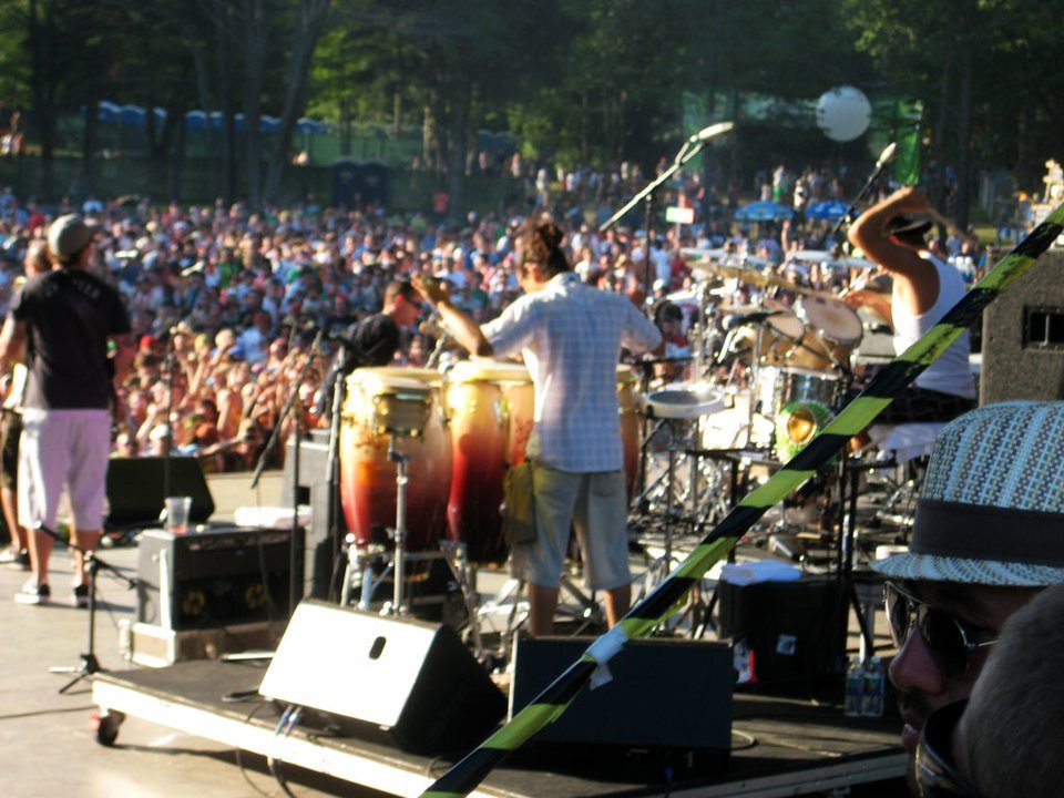 Slightly Stoopid trackside, frame 11