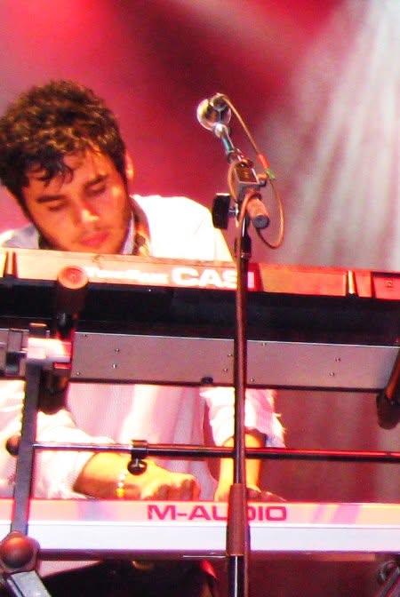 Vampire Weekend Photo Pit live, frame 8