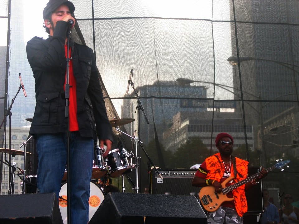 The Wailers trackside, frame 11